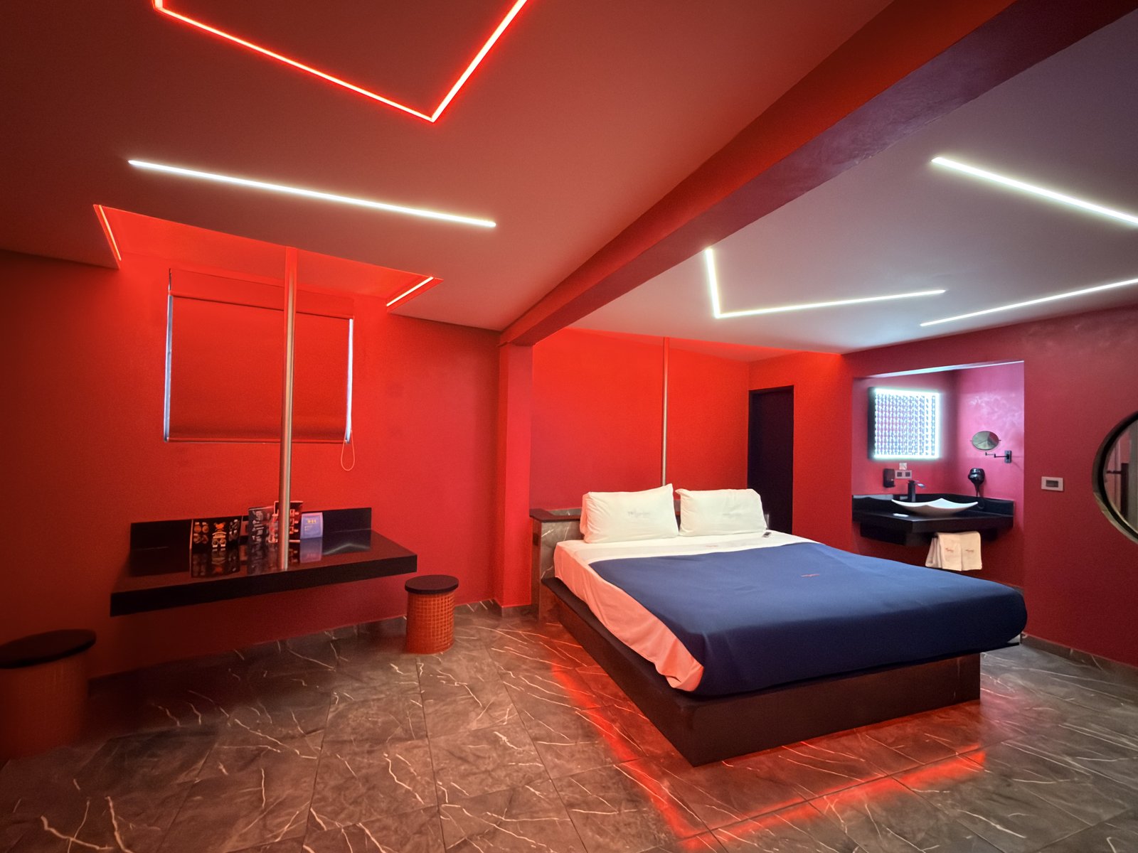 Baño de Suite Hotel en Red Garden Hotel CDMX